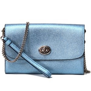 画像1: 【COACH】コーチ クロスグレインレザー メタリック チェーン リストレット 2WAY クラッチ クロスボディー 斜めがけ ショルダーバッグ メタリックスカイブルー（日本未発売）