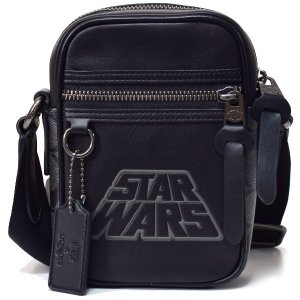 画像1: 【COACH】コーチ メンズ スムースカーフレザー コーティングキャンバス スターウォーズ コラボ シグネチャー ロゴ モチーフ テレイン クロスボディー ショルダーバッグ ブラックマルチ〔日本未発売〕