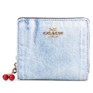 画像1: 【COACH】コーチ 財布 デニム さくらんぼ レザー ロゴ チャーム コンパクト スナップ ウォレット 二つ折り 財布 ライトインディゴ（日本未発売）