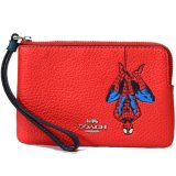 画像: 【COACH】コーチ ペブルレザー マーベル コラボ スパイダーマン コーナー ジップ リストレット ポーチ マイアミレッドマルチ〔日本未発売〕