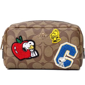 画像: 【COACH】コーチ コーティングキャンバス ぺブルレザー シグネチャー ピーナッツ コラボ スヌーピー ヴァーシティー パッチ ワッペン スモール ボクシー コスメティック ケース 化粧ポーチ カーキマルチ（日本未発売）