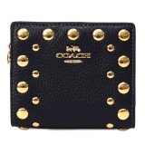 画像: 【COACH】コーチ 財布 スタッズ ぺブルレザー ロゴ チャーム コンパクト スナップ ウォレット 二つ折り 財布 ブラック（日本未発売）