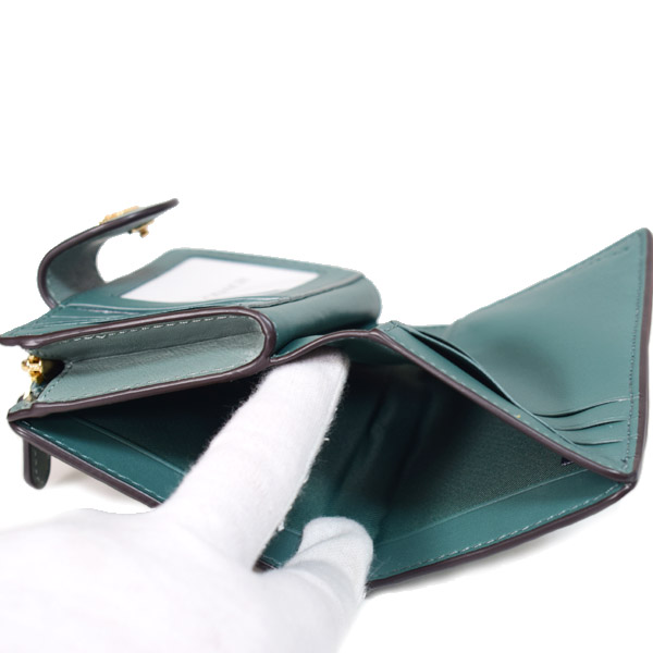 画像: 【COACH】コーチ 財布 レザー シグネチャー 型押し ロゴ ミディアム コーナー ジップ ウォレット 二つ折り財布 セージ（日本未発売）