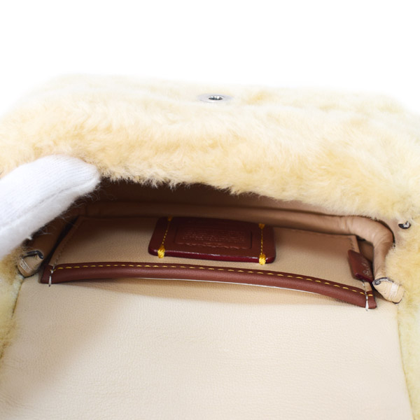 画像: 【COACH】コーチ バッグ シアリング レザー タビー 12 もこもこ ふわふわ マイクロ ロゴ フラップ クロスボディ 3WAY ショルダー ハンドバッグ クリーム（日本未発売）