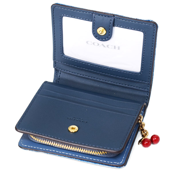 画像: 【COACH】コーチ 財布 デニム さくらんぼ レザー ロゴ チャーム コンパクト スナップ ウォレット 二つ折り 財布 ライトインディゴ（日本未発売）
